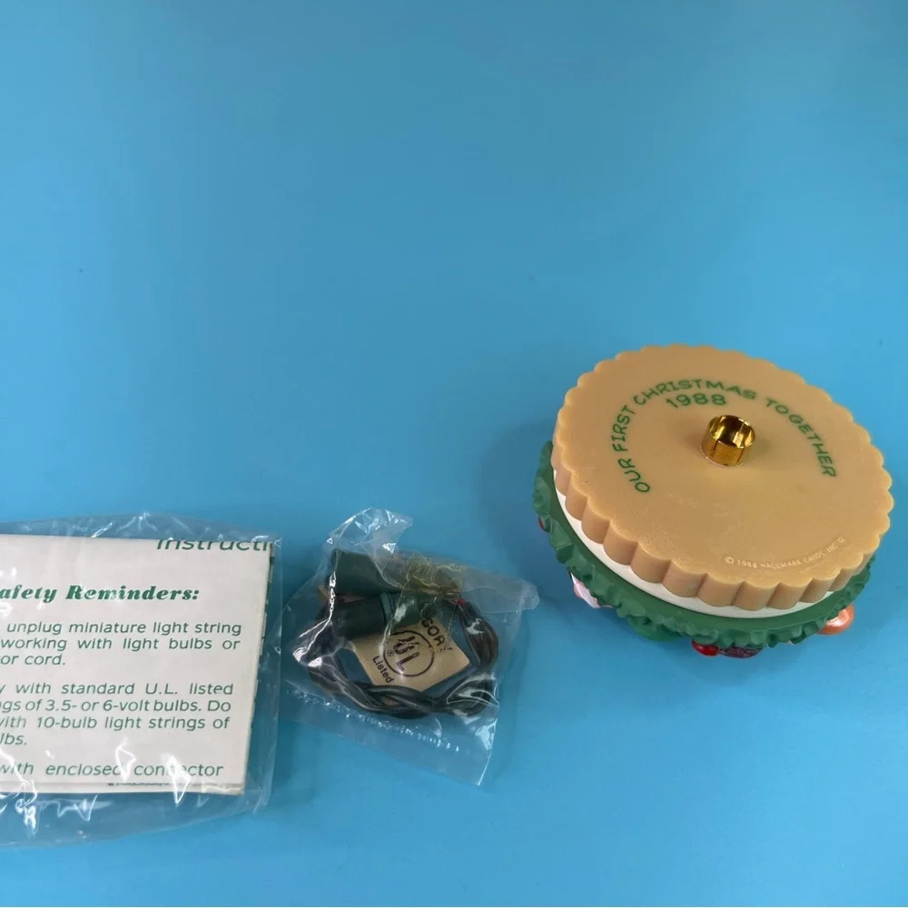 Hallmark Keepsake Ornament Magic Lighted First Christmas Together Dated 1988